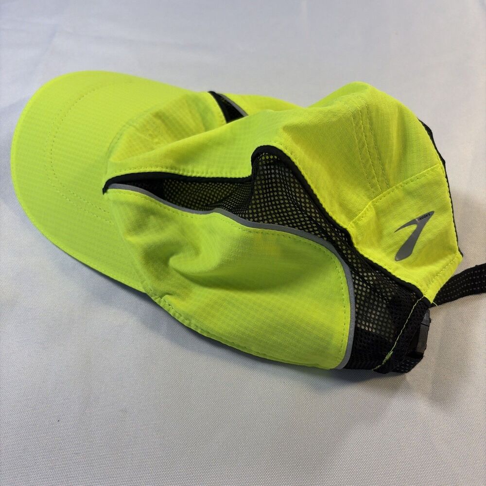 Brooks Mesh Running Hat Neon Yellow Reflective